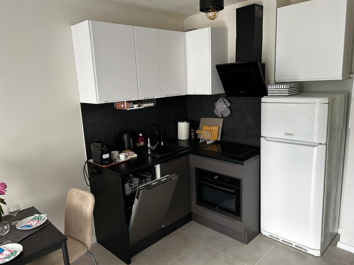 Sky Apartment Comfy Suite Pereca Varşova Dış mekan fotoğraf