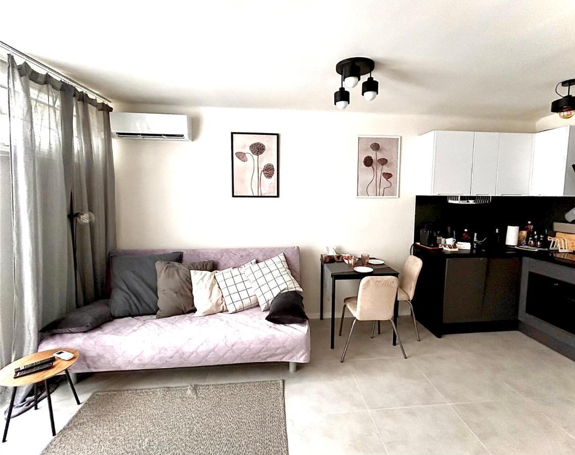 Sky Apartment Comfy Suite Pereca Varşova Dış mekan fotoğraf